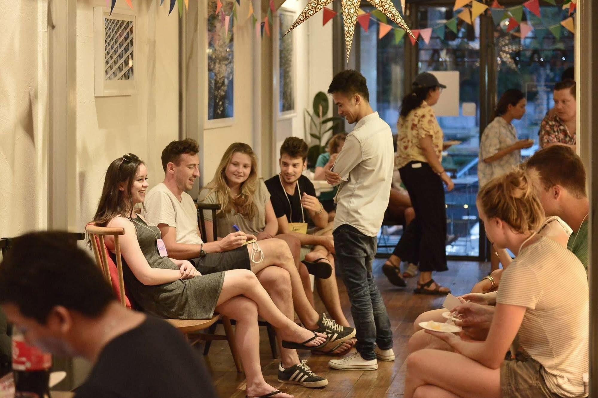 Good One Poshtel & Cafe Bar Hostel Μπανγκόκ Εξωτερικό φωτογραφία
