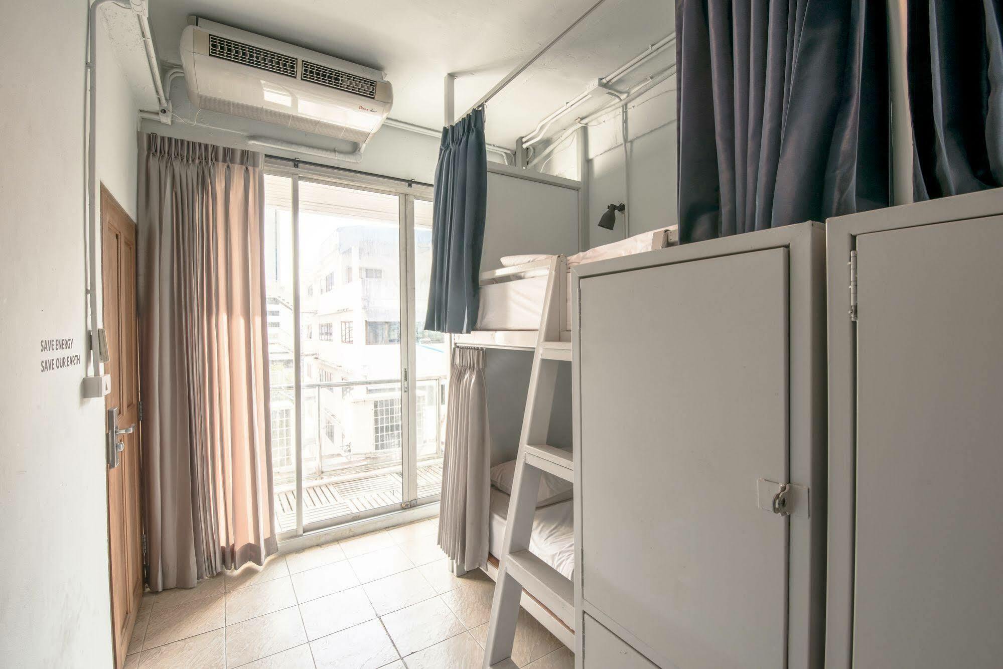 Good One Poshtel & Cafe Bar Hostel Μπανγκόκ Εξωτερικό φωτογραφία