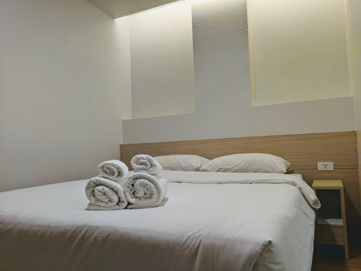 Good One Poshtel & Cafe Bar Hostel Μπανγκόκ Εξωτερικό φωτογραφία